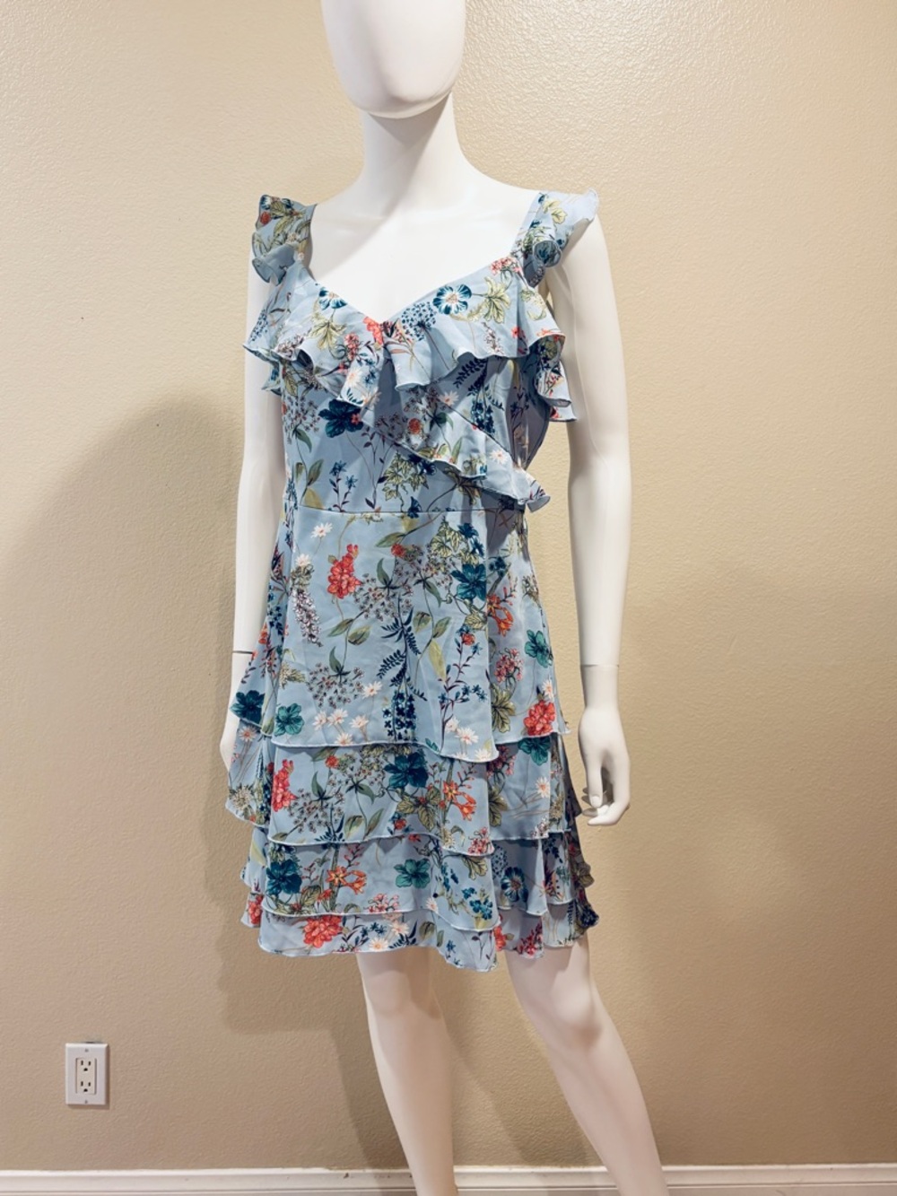Sanctuary Light Blue Floral Ruffle Tiered Mini Dress Size S Romantic Cottage - Picture 8 of 15
